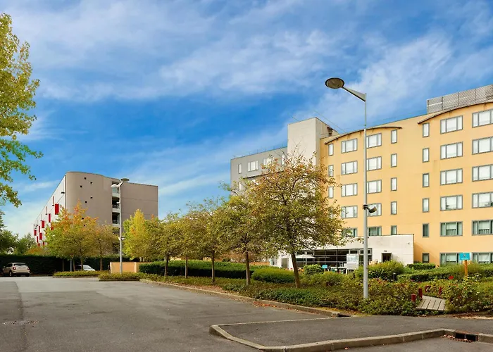 B&B HOTEL Paris Grand Roissy CDG Aéroport 4 étoiles